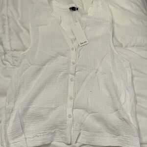 Splendid Textured White Sleeveless Top